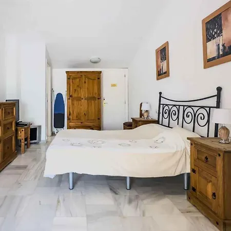 3 Bed Sleeps 5 - 2 Pools - Smart Tv Lägenhet Fuengirola